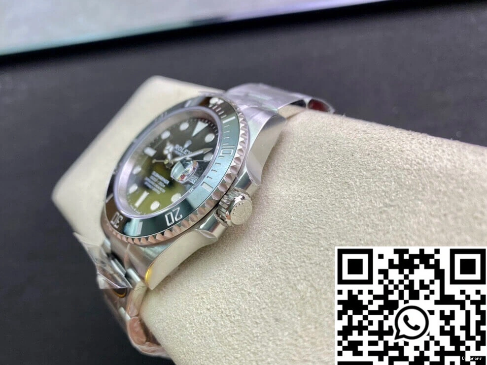 Submariner M126610LN-0001 Factory Black Dial 41MM Clean Rolex 0129